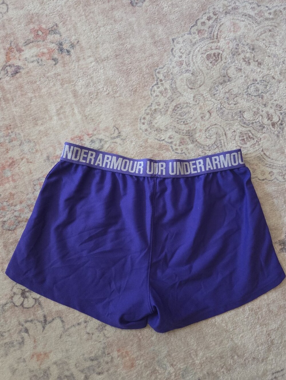 Bundle Of 8 Womens Athletic Shorts 5 Under Armour, 2 Adidas, 1 Nike Size Smalls - Picture 10 of 15